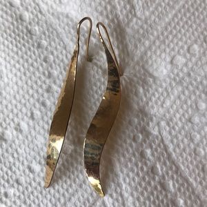 Hammered gold earrings
